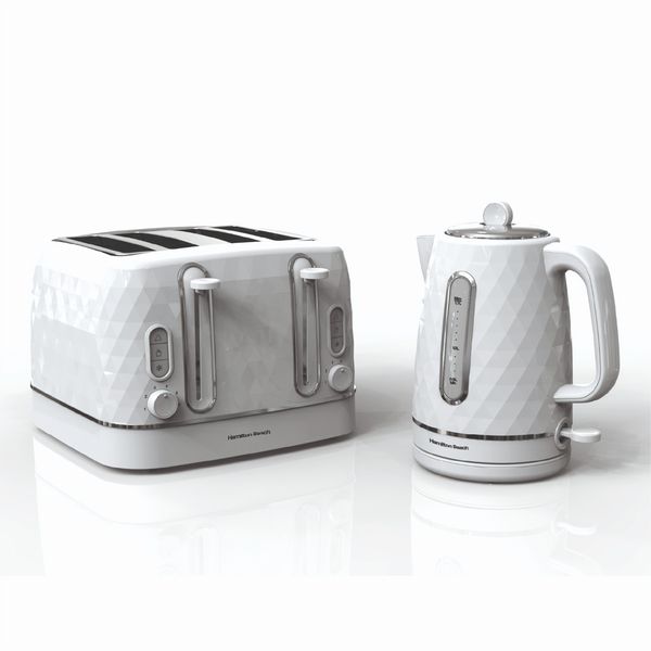 Hamilton Beach Kettle And Toaster Set Diamond Collection White